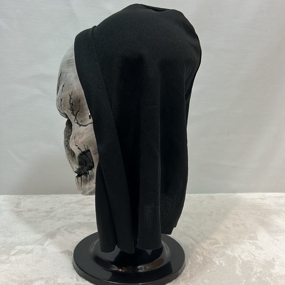 Death Hood Mask With Face Ripped Down The Middle. Black Fabric Back - Picture 5 of 8